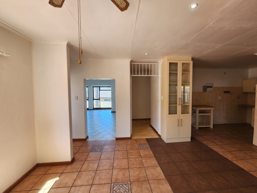 4 Bedroom Property for Sale in Dana Bay Western Cape